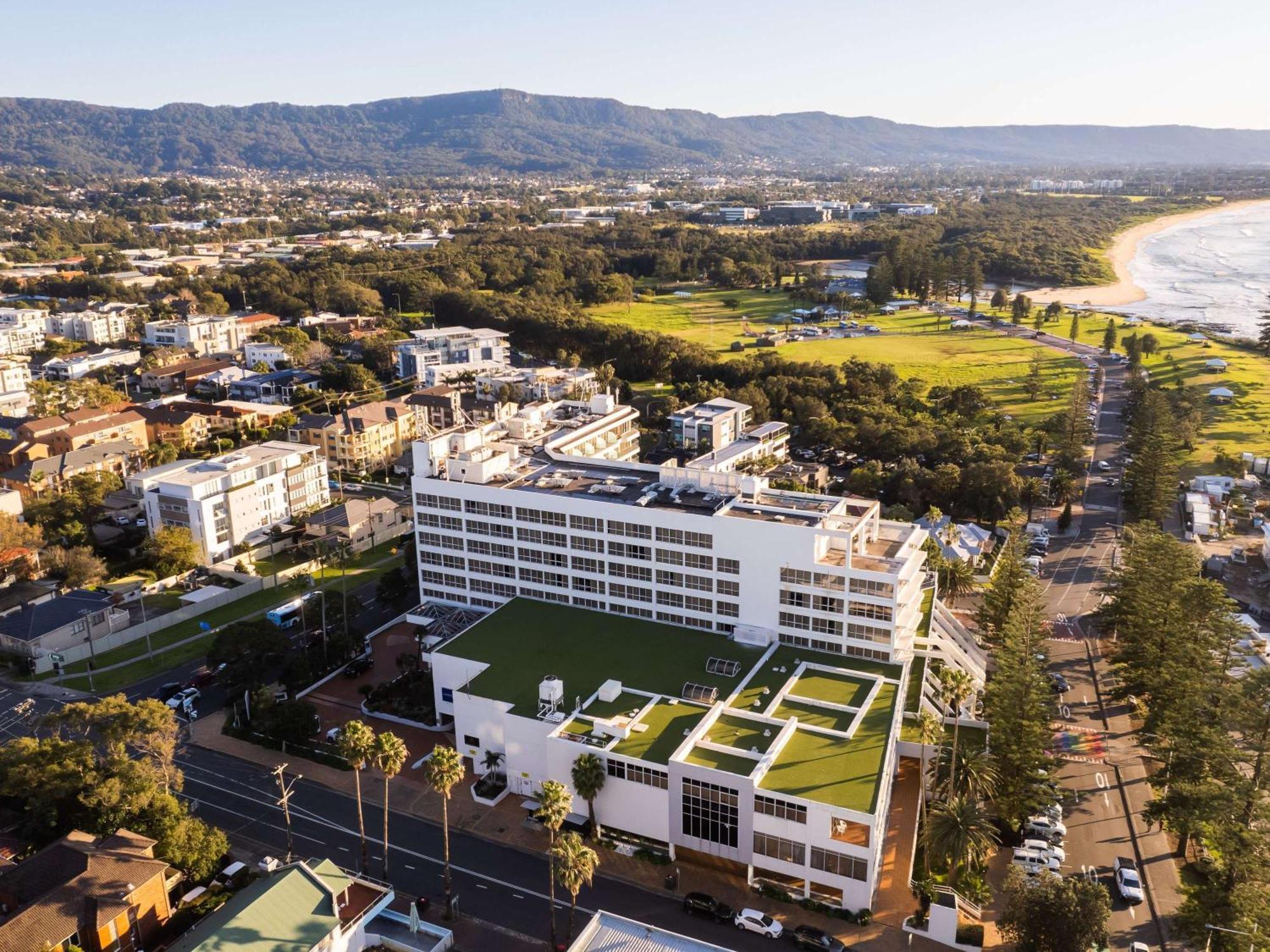 Novotel Wollongong Northbeach Exterior photo